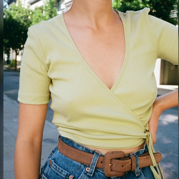 Lisa Says Gah Tops - Lisa Says Gah Lucille Top in Light Green